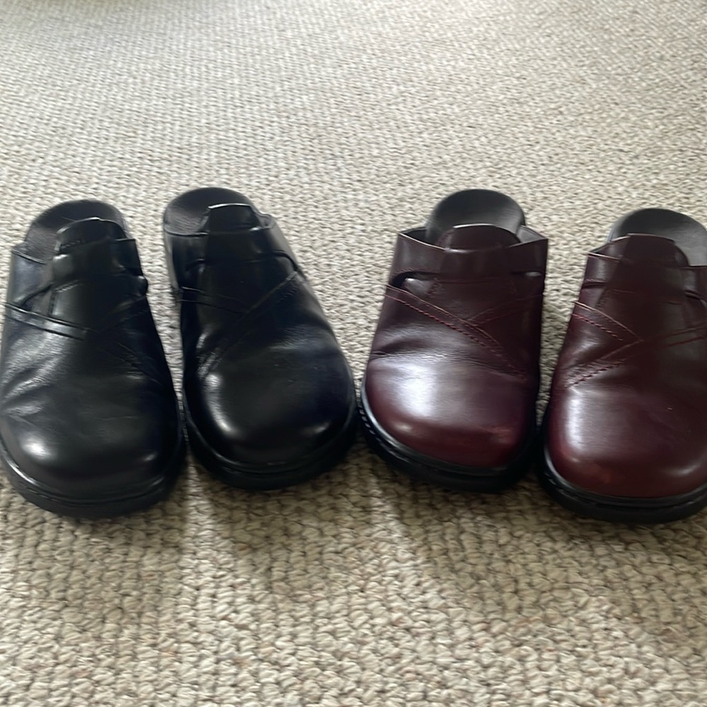 Clark’s matching black and brown comfortable Slide Ons
